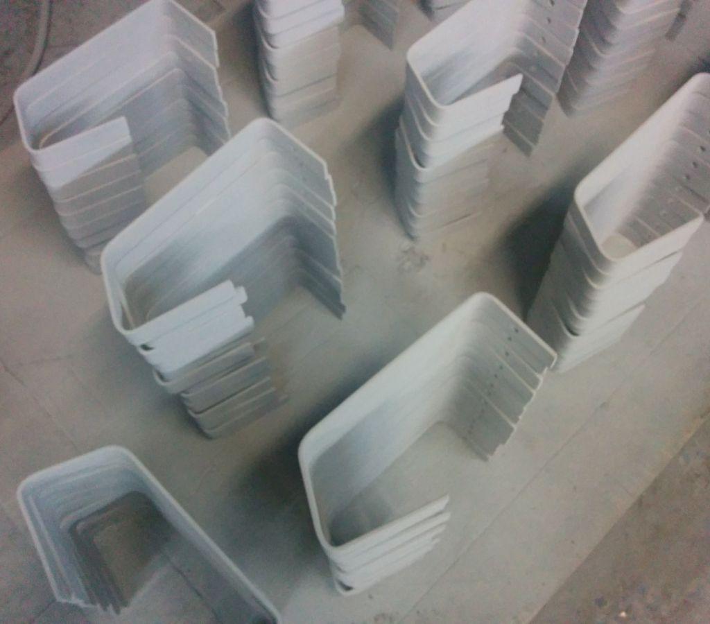 Гнутые настенные кронштейны