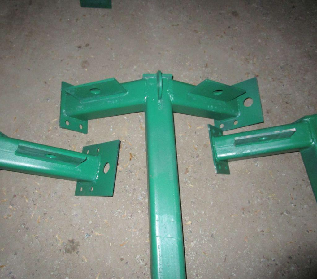 Элементы крепления верхних стоек