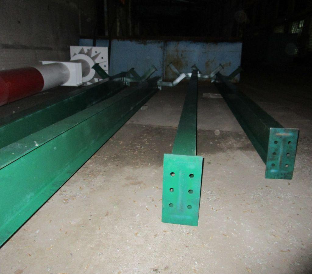 Пятки нижних стоек