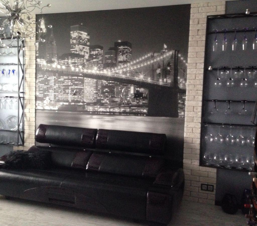 Стойки отлично вписались в интерьер комнаты