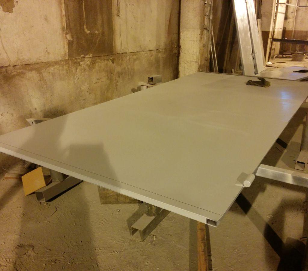 Утепленная сварная дверь для склада