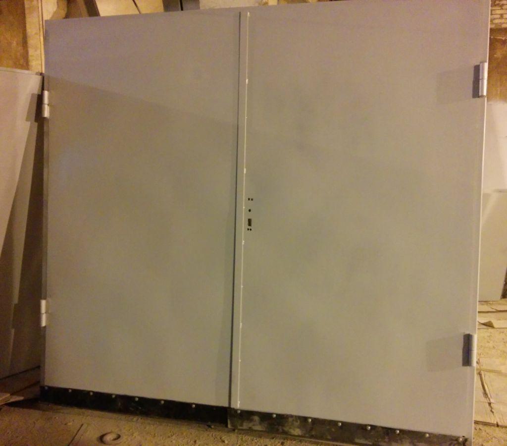 Большие ворота шириной 2700 мм