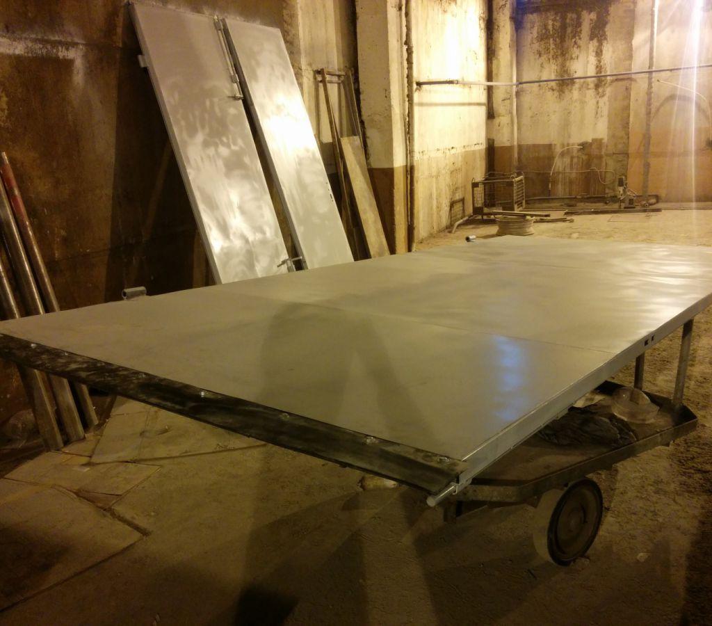 Створки ворот перед сборкой с рамами