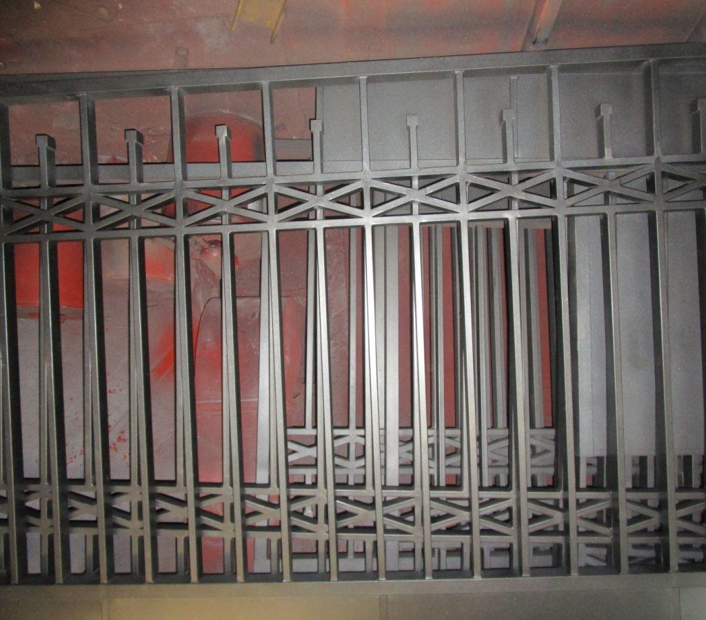 Все наполнение - это профильная труба 40х20