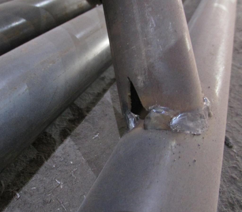 Для качественного цинкования изделия имеют технологические отверстия