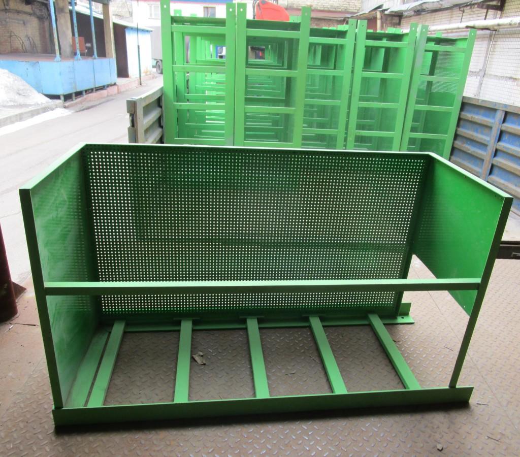 Труба сзади для жесткости