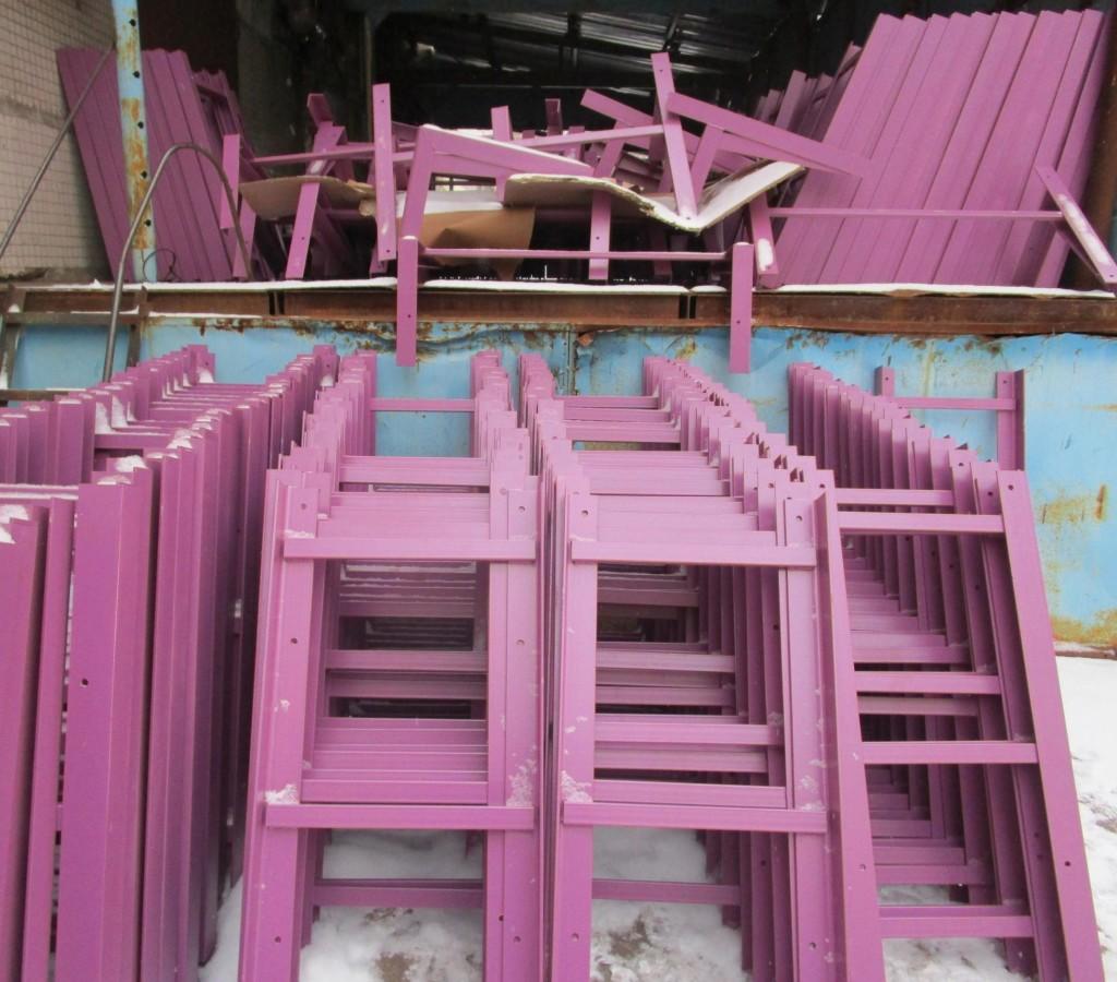 Для некоторых корзин в комплекте шли такие площадки