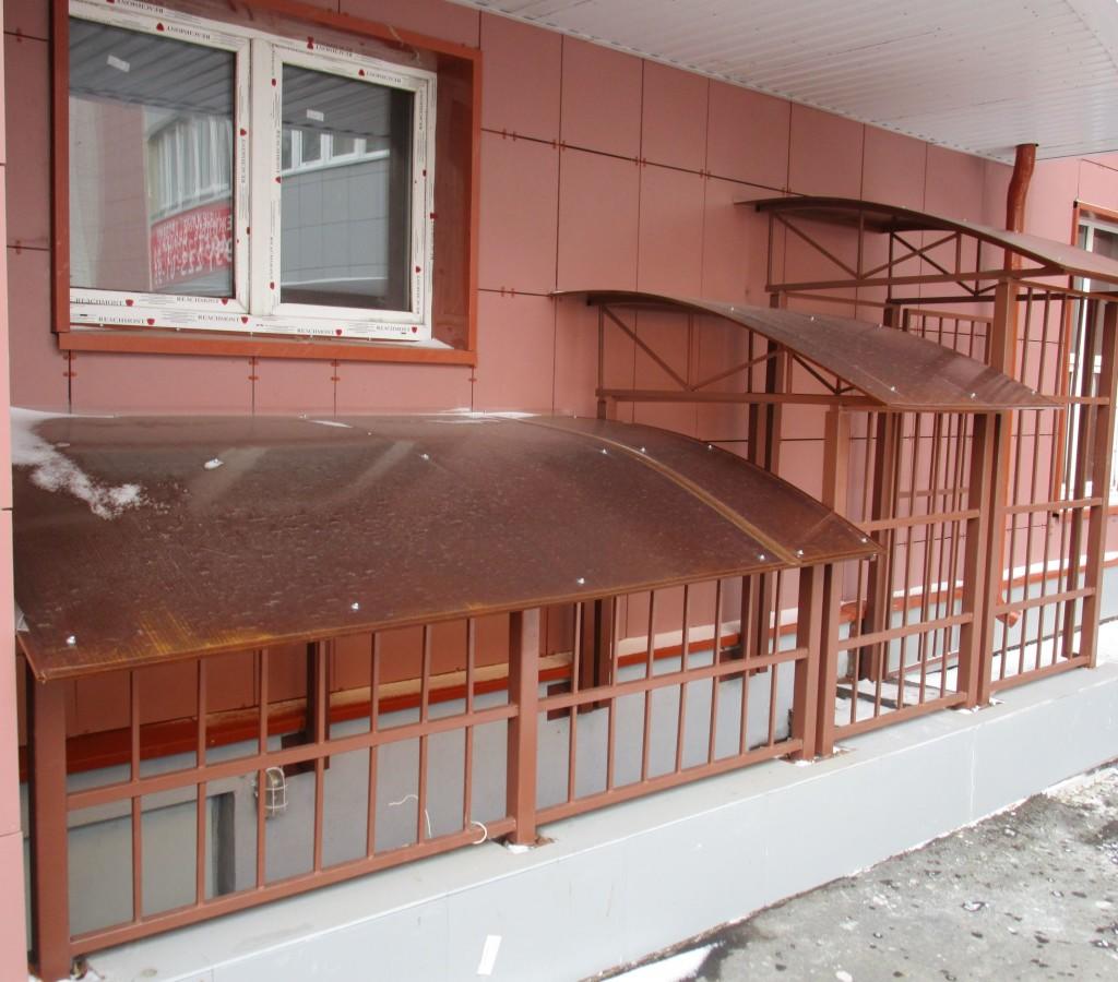 Входная группа в подвал