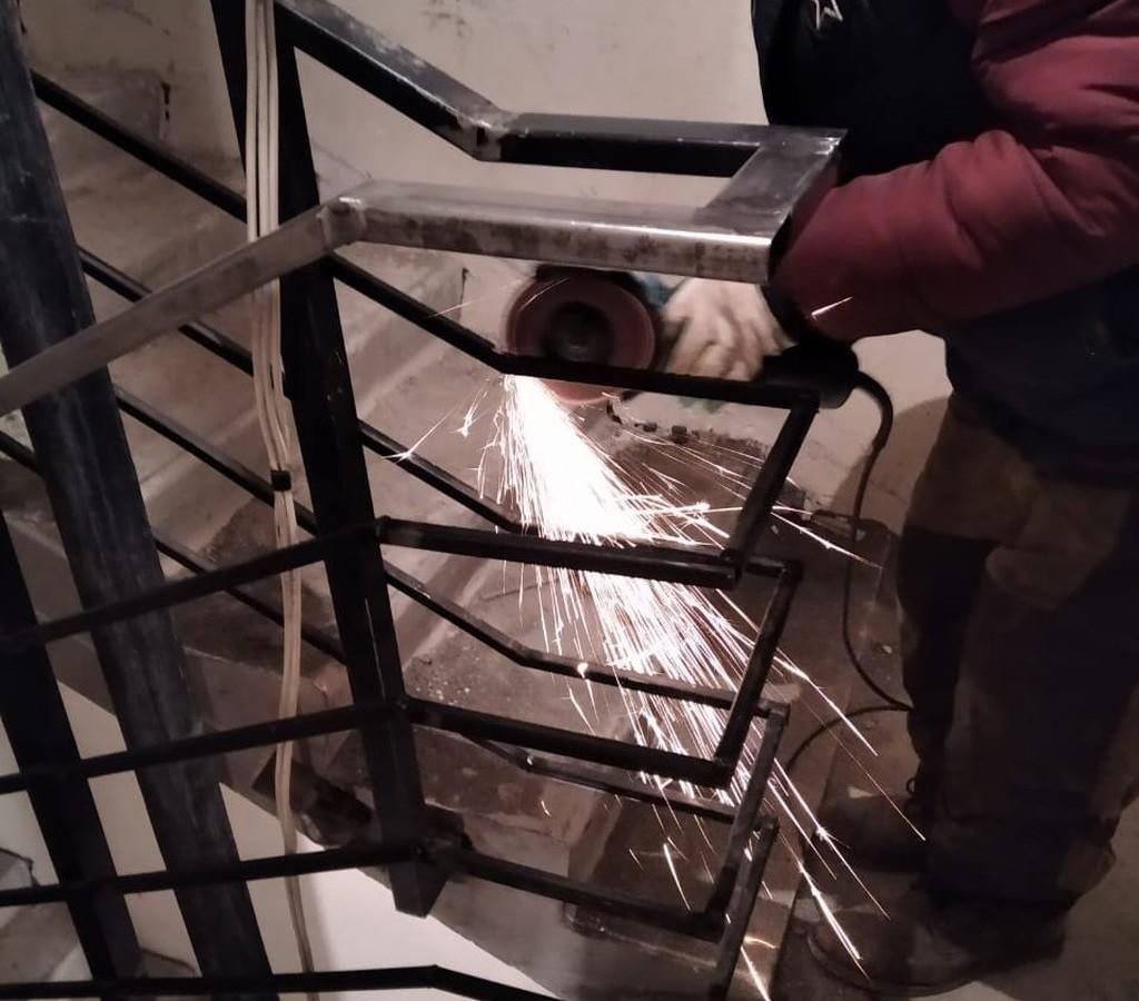 Зачистка швов при монтаже