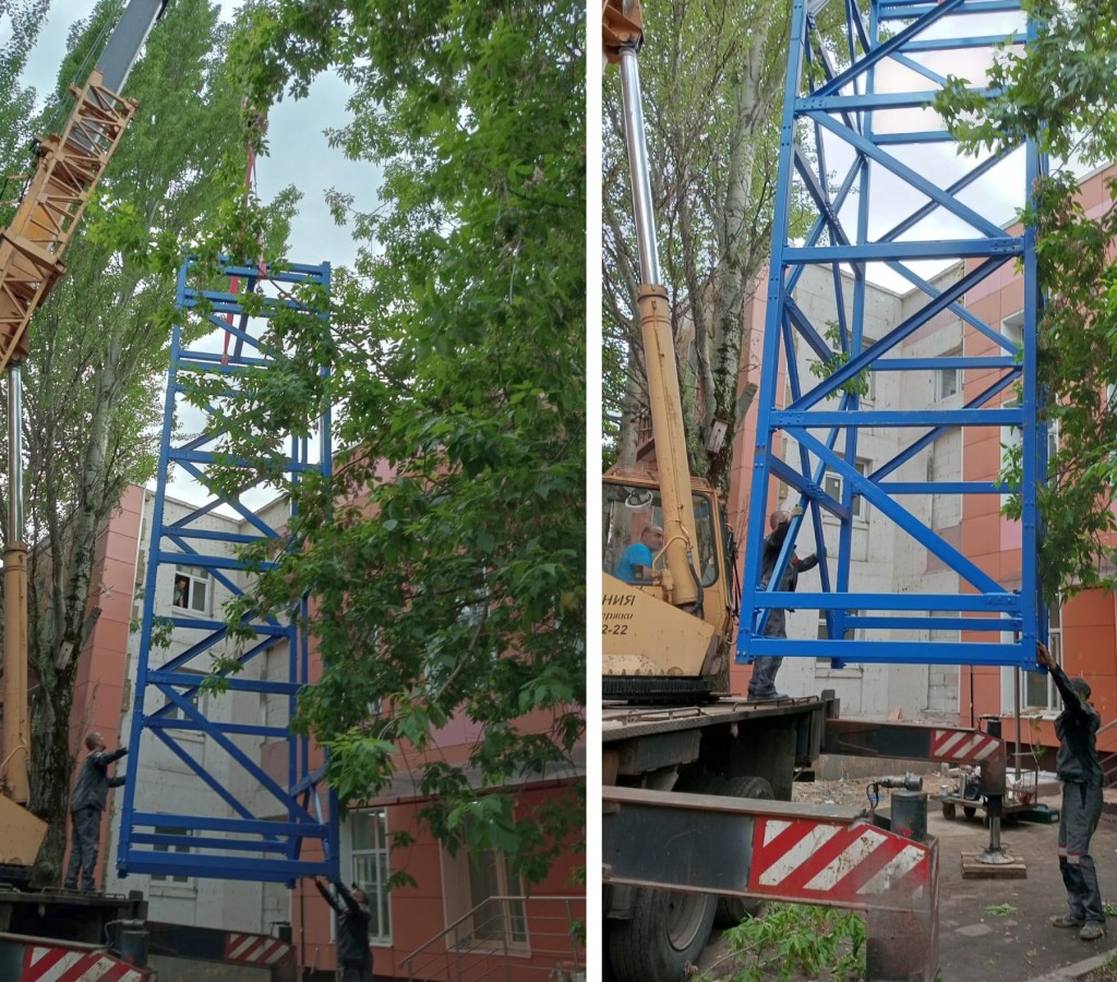 Процесс разгрузки вышки