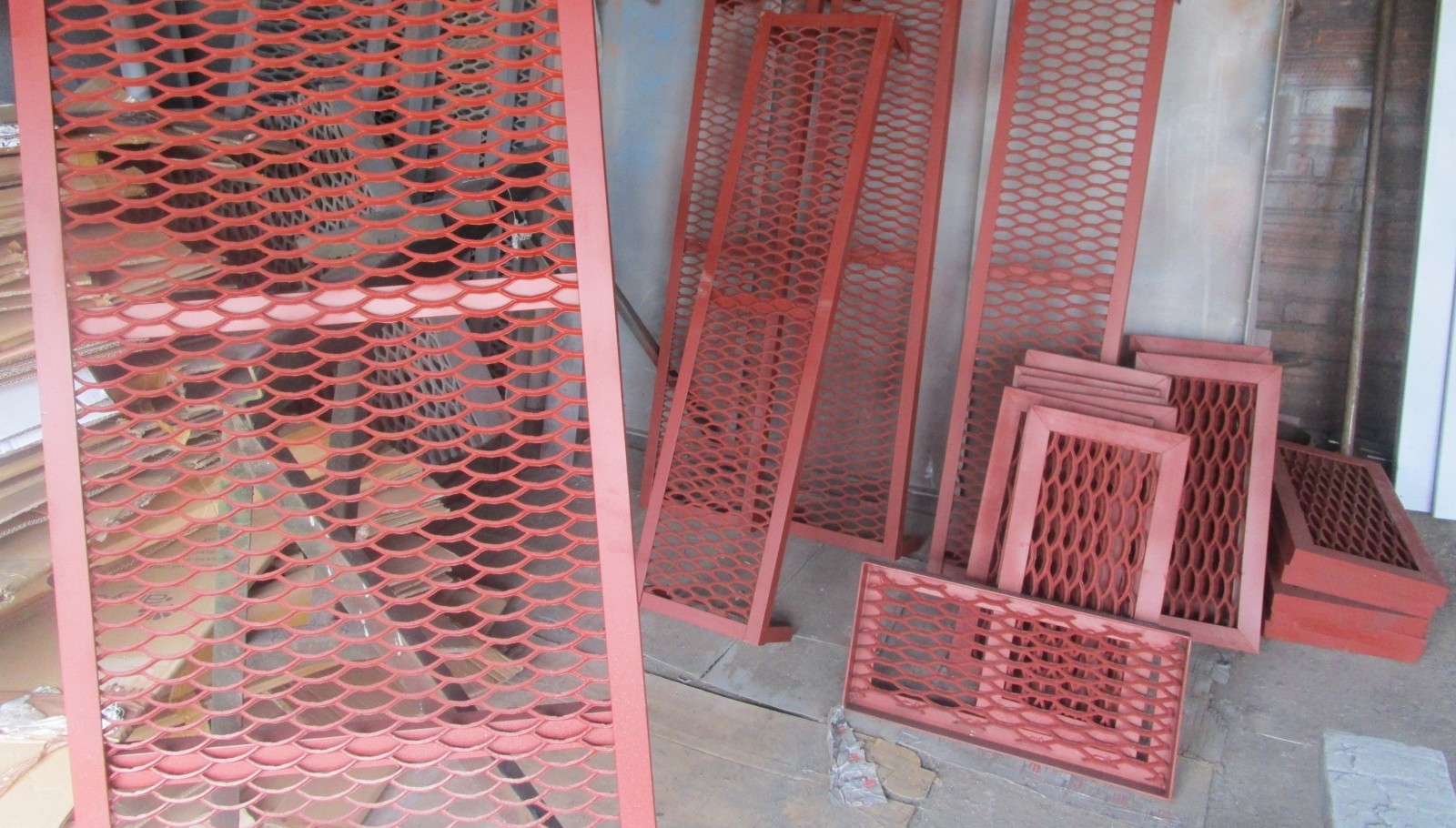 Ступени из просечно-вытяжного листа