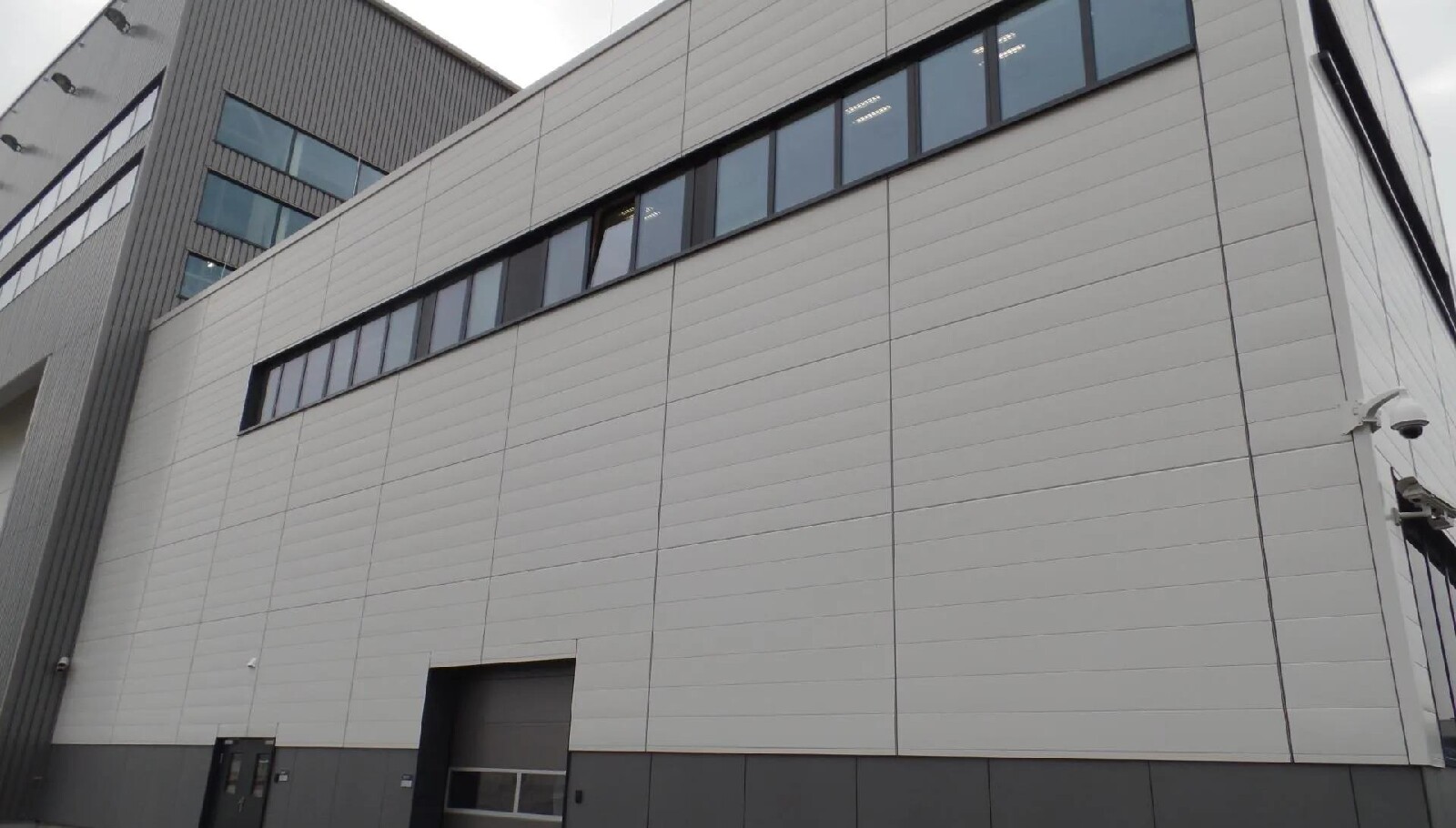 Производственное быстровозводимое здание и офисами на втором этаже