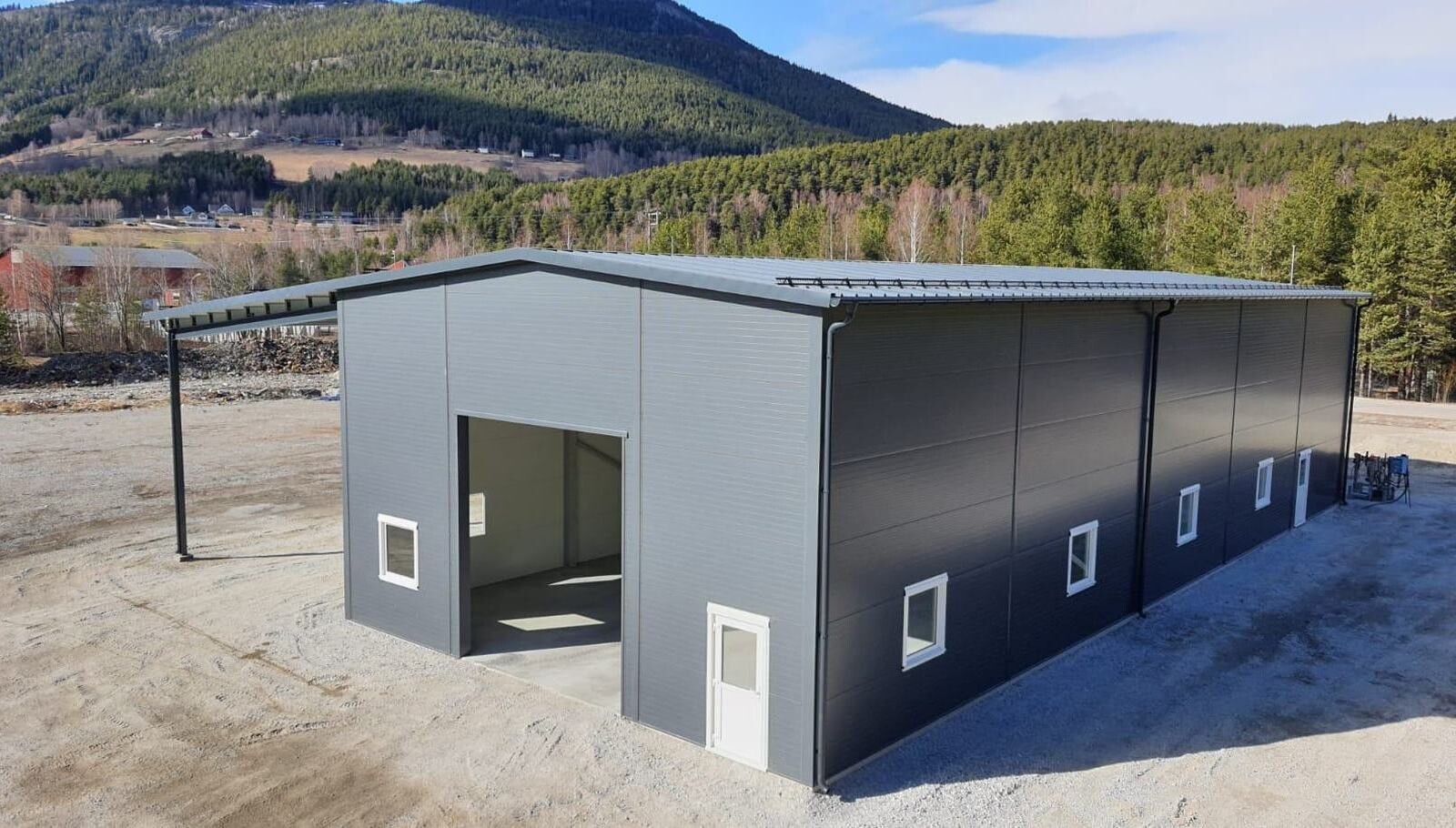 Быстровозводимый ангар из сэндвич-панелей