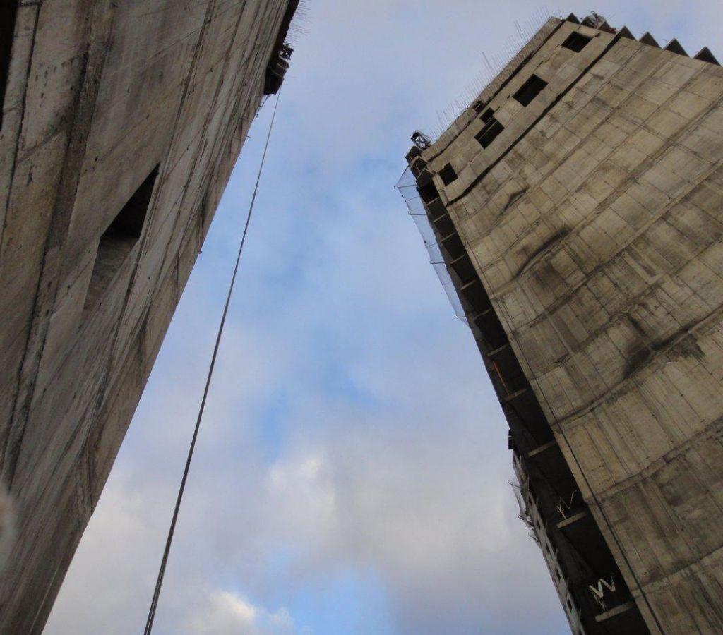 Строящиеся здания