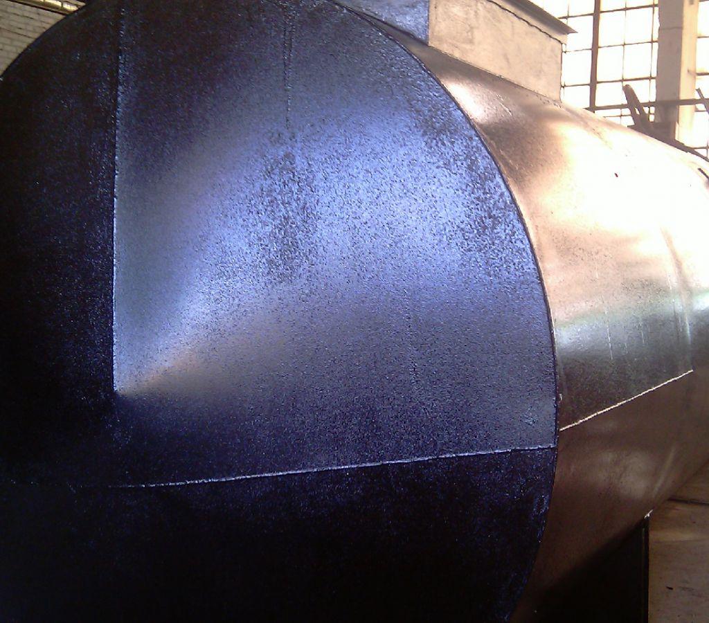 Окрашенная емкость