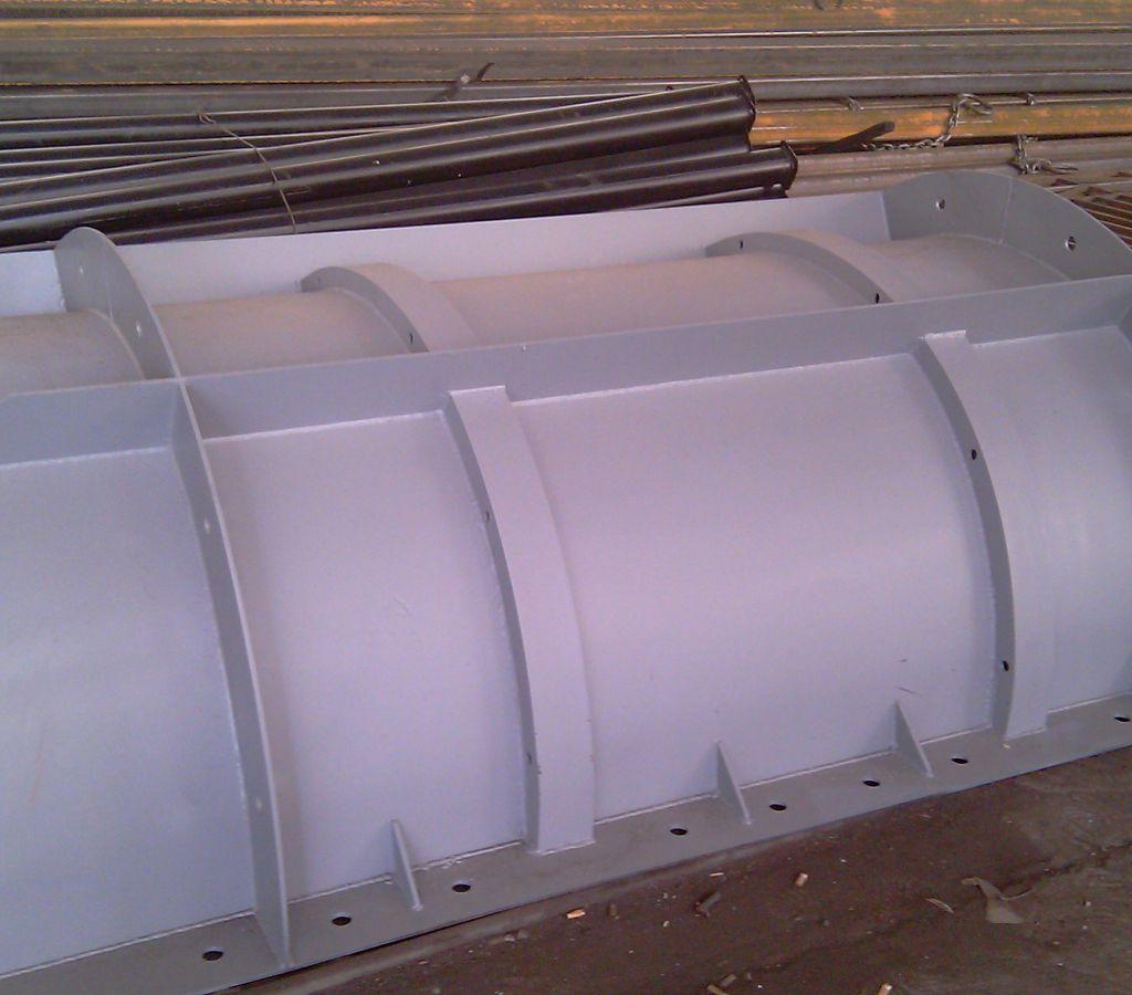 Секция опалубки, покрытая грунтовкой