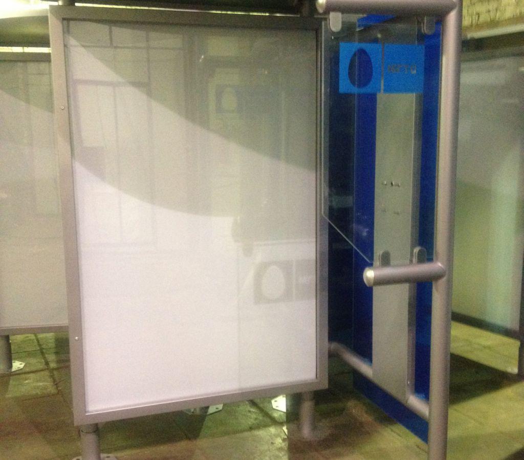 Будка для таксофона - вид спереди