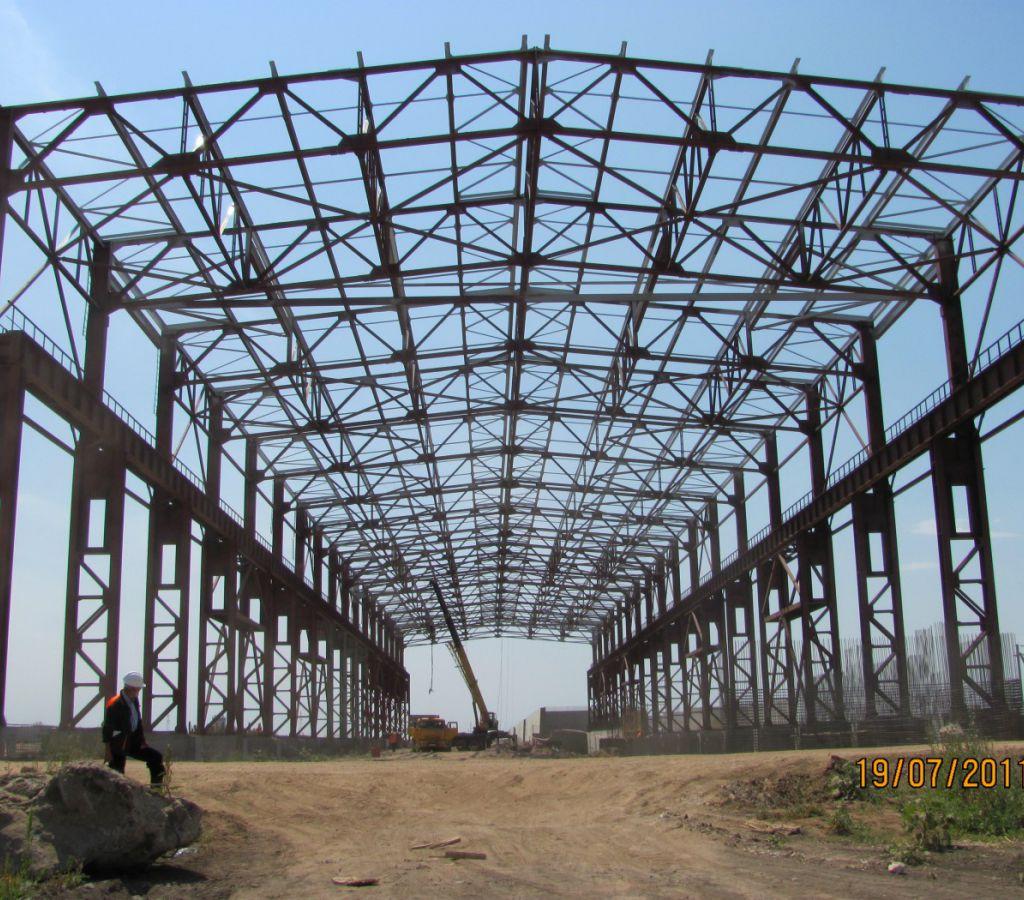 Монтаж металлоконструкций цеха