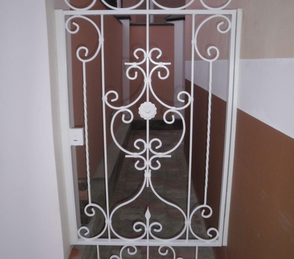 Чёрная калитка