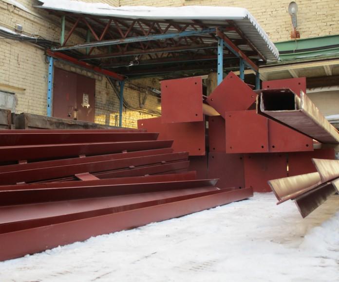 Фото Металлоизделия в кузове автомобиле, готовые к отправке