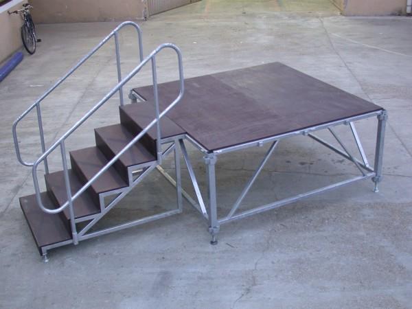 Фото Собранный модуль с приставной лестницей