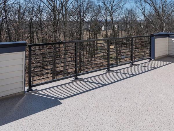 Фото Сварное кровельное ограждение