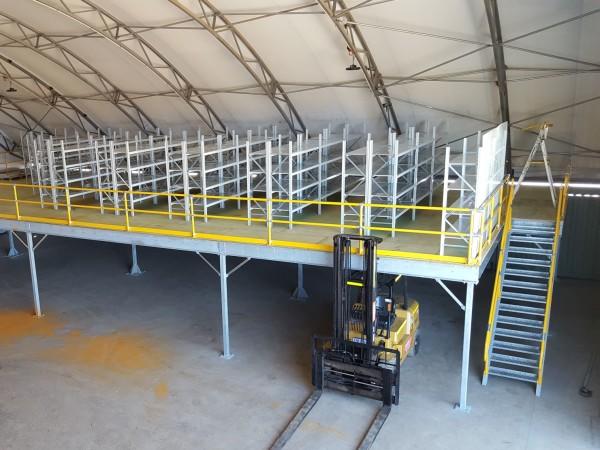 Фото Мезонин в арочном ангаре