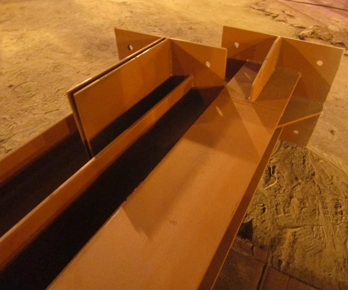 Фото Оголовки колонн могут идти с монтажной подготовкой