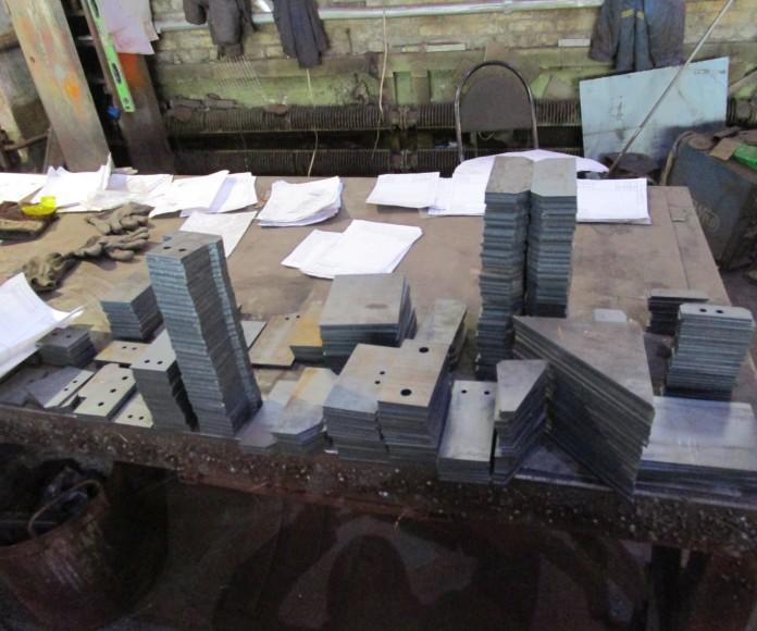 Фото Типовая партия фасонины для ферм и колонн