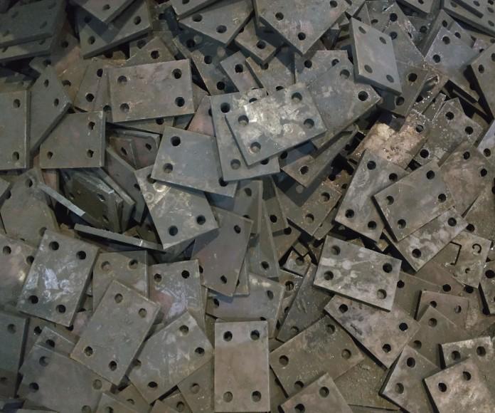 Фото Пластины из 6-ки для фасадных кронштейнов