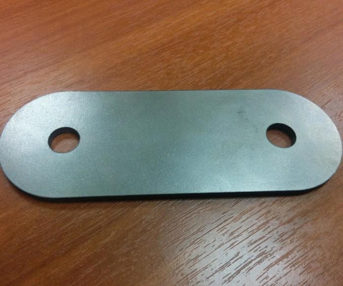 Фото Заготовка имеет 2 отверстия