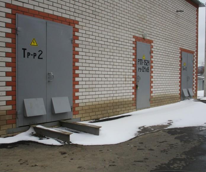 Фото Служебное здания с распашными и обычной дверями