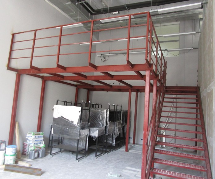 Фото Складской мезонин