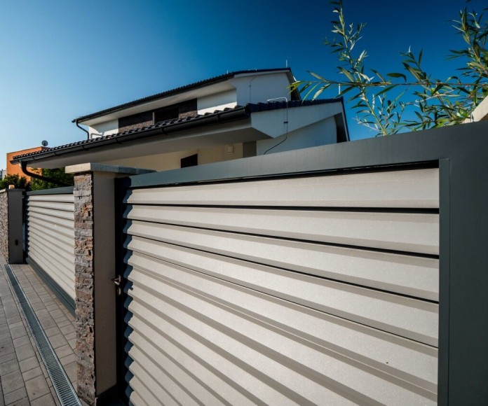 Алюминиевый забор жалюзи