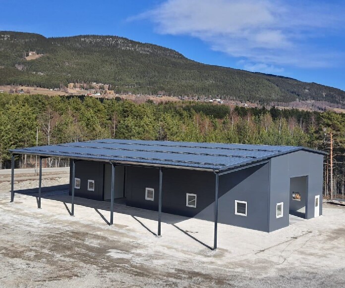 Фото Быстровозводимое здание с навесом