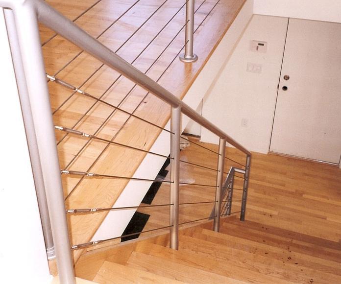 Фото Лестничное ограждение из нержавейки