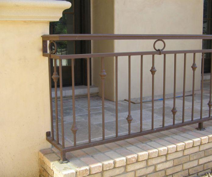 Фото Сварное ограждение балкона