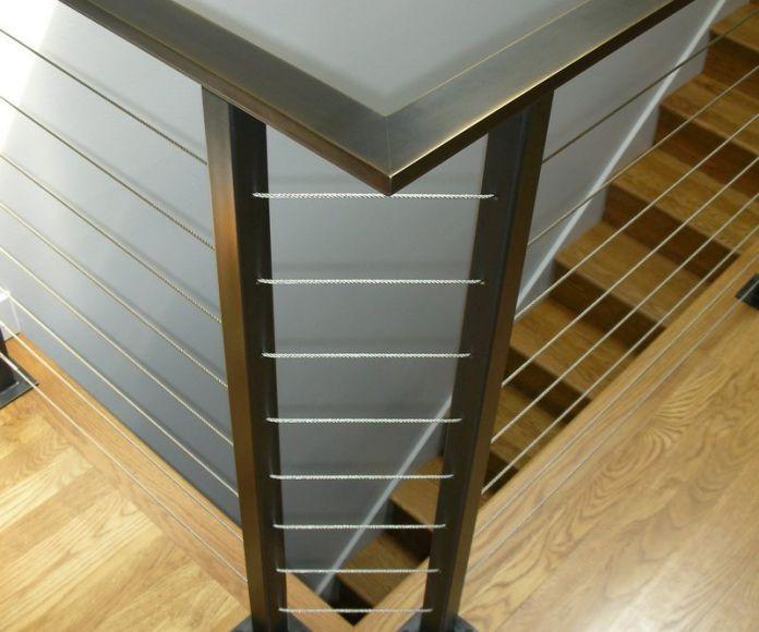 Фото Сварное лестничное ограждение с тросами