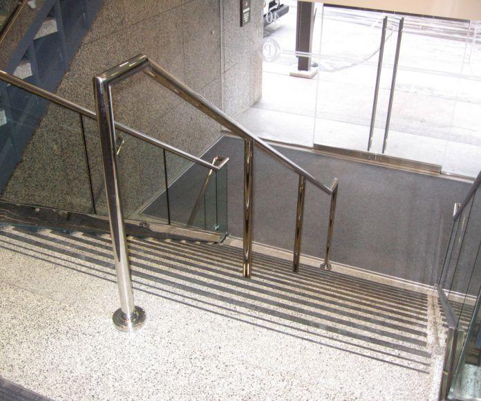 Фото Перила без промежуточных стоек