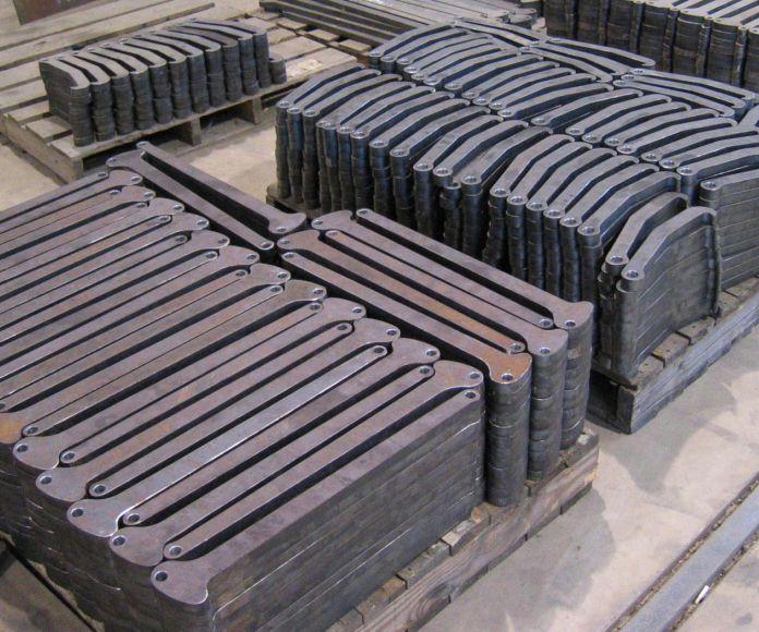 Фото Комплектующие для конвейера из листа 12 и 16 мм