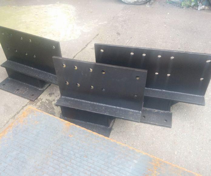 Фото Закладные детали для деревянных опор