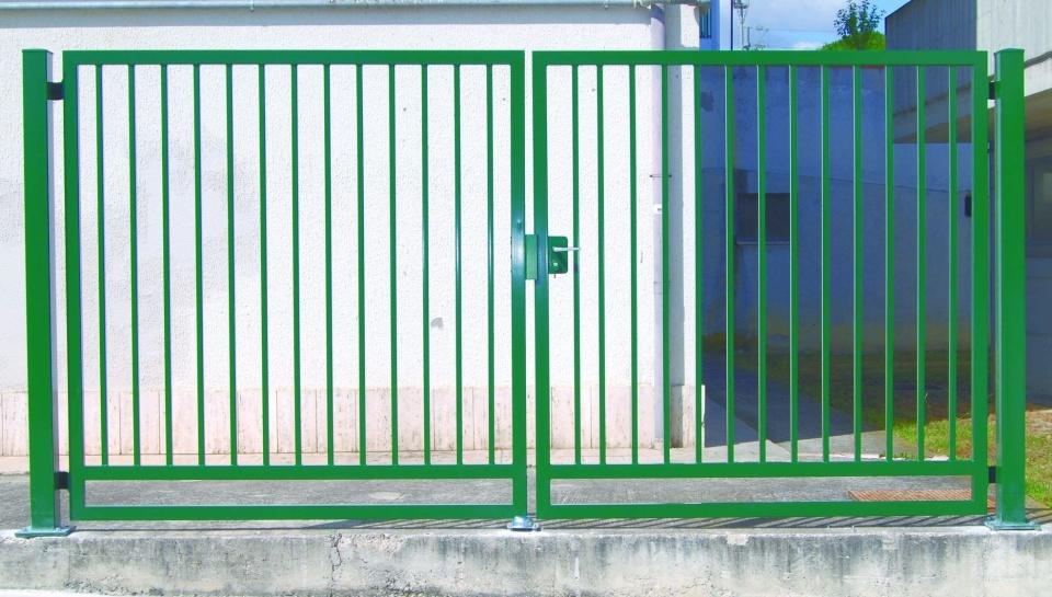 Распашные ворота