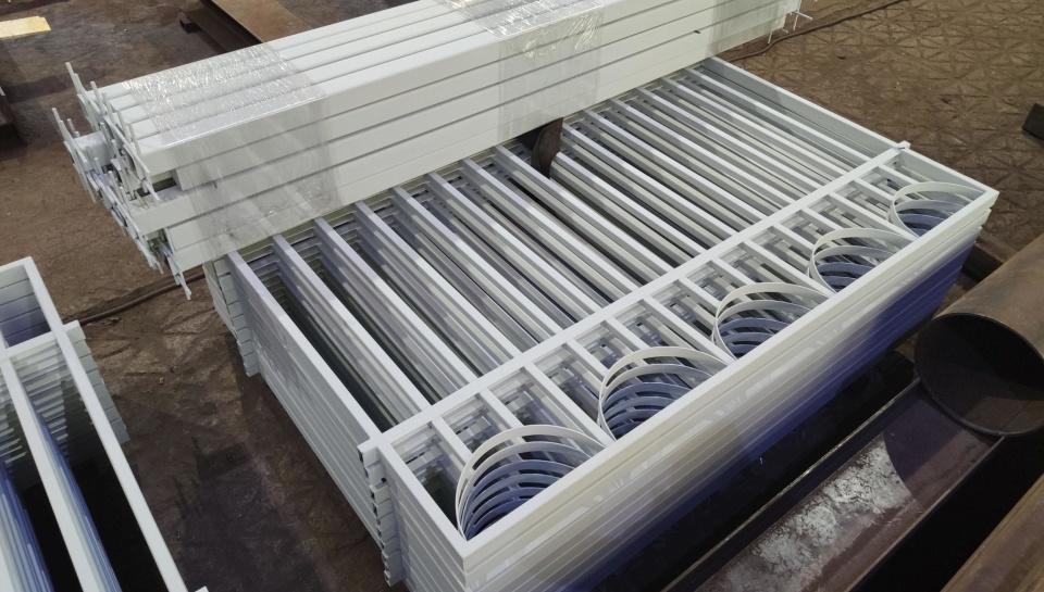 Забор из профильной трубы