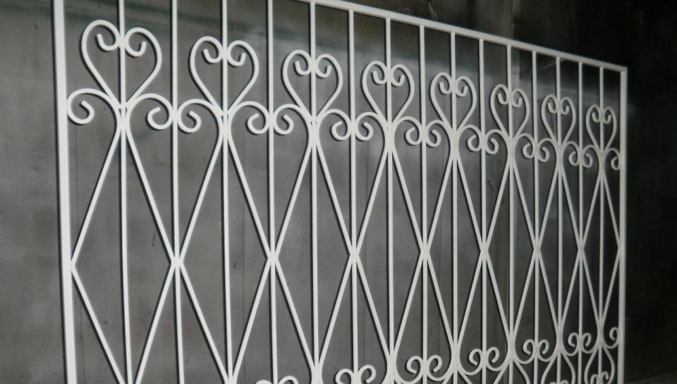 Забор из квадратной трубы