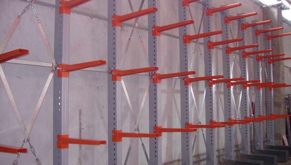 Консольные стеллажи для склада