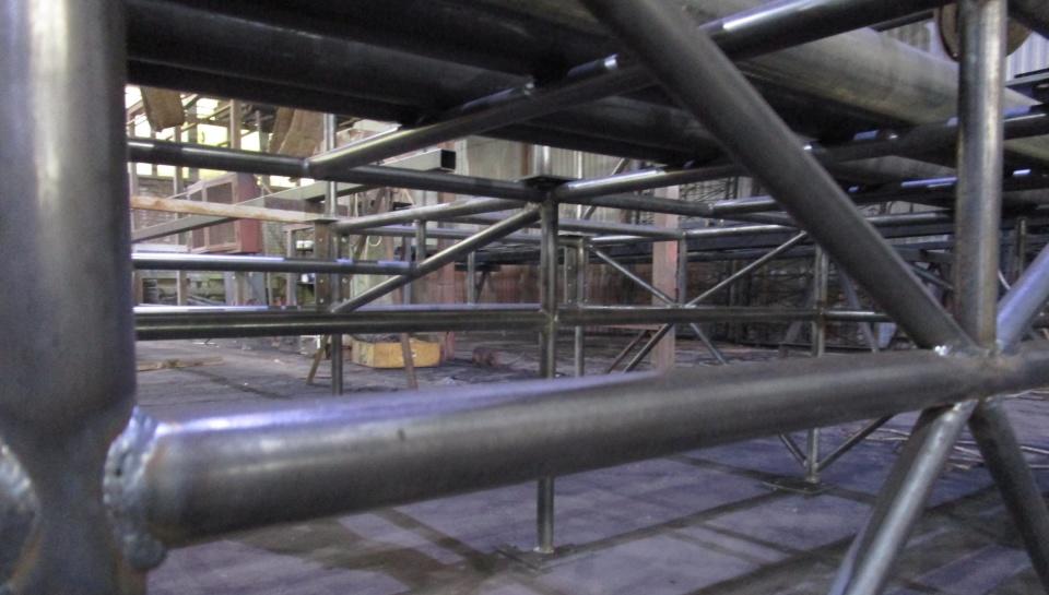 Металлокаркас подиума