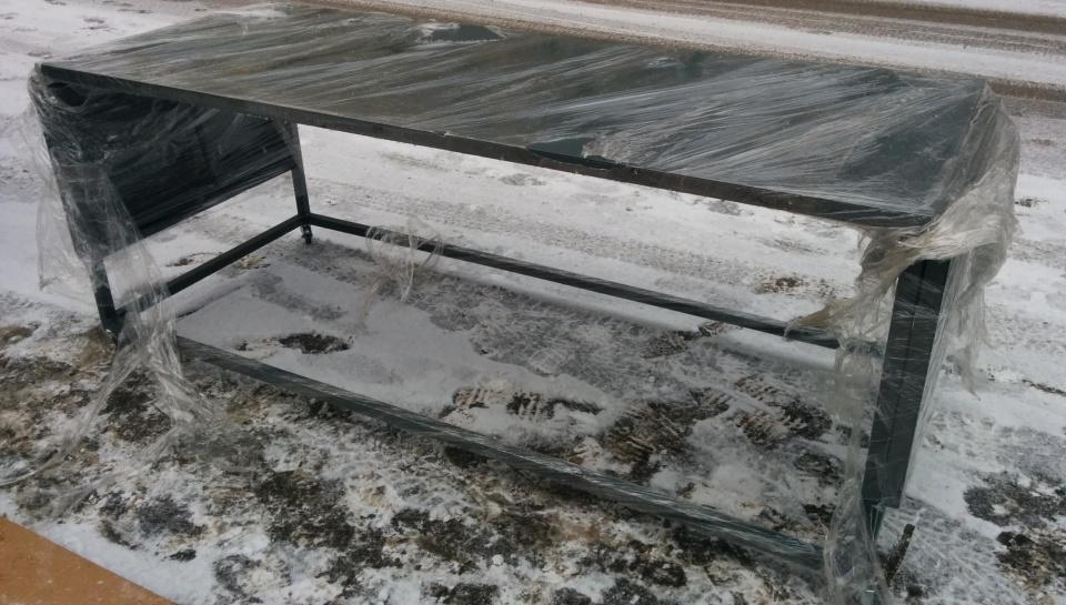 Столы на колесах