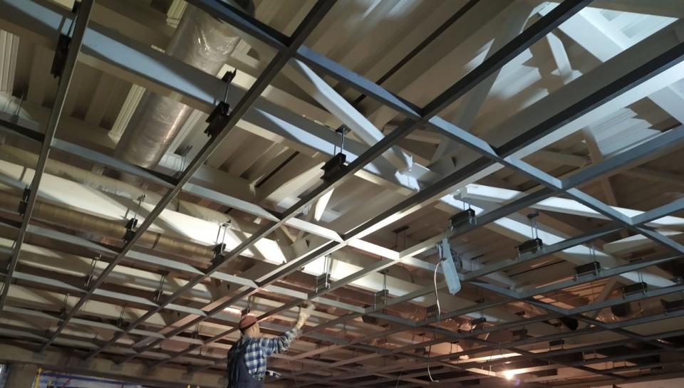 Каркас потолка из профиля