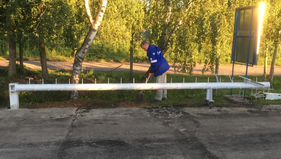 Защитное ограждение шлагбаум