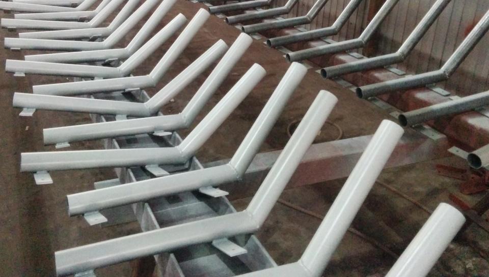 Кронштейны из круглой трубы